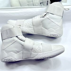 😃SOLD😃 NIKE Men’s High Top Off White Sneakers w. Velcro Closure Sz 12